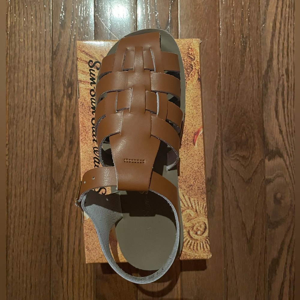 TAN SALTWATER FISHERMAN SANDALS